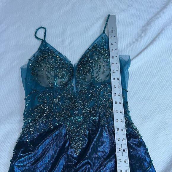 Ellie Wilde Teal Beaded Liquid Lame STYLE: EW120095 Formal Dress‎ Sz 4 Women’s - Picture 10 of 15